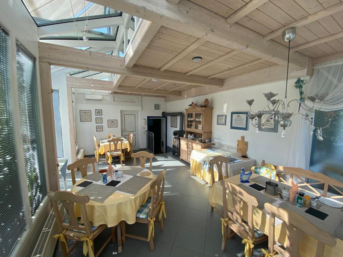 Pension-Ferienwohnung Liesbachtal Direkt Am Waldrand Bayerische Rhoen Schönau an der Brend Exterior foto