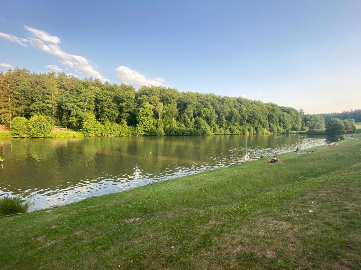 Pension-Ferienwohnung Liesbachtal Direkt Am Waldrand Bayerische Rhoen Schönau an der Brend Exterior foto