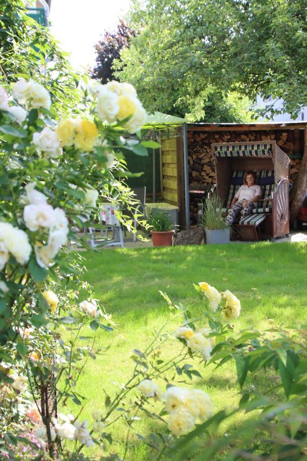 Pension-Ferienwohnung Liesbachtal Direkt Am Waldrand Bayerische Rhoen Schönau an der Brend Exterior foto